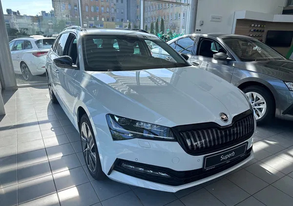 samochody osobowe Skoda Superb cena 206900 przebieg: 10, rok produkcji 2024 z Bielsk Podlaski